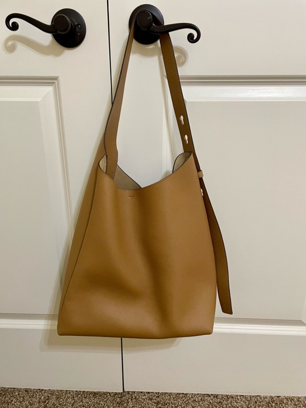 Tory Burch large ROMY Hobo Bag - Picture 10 of 16